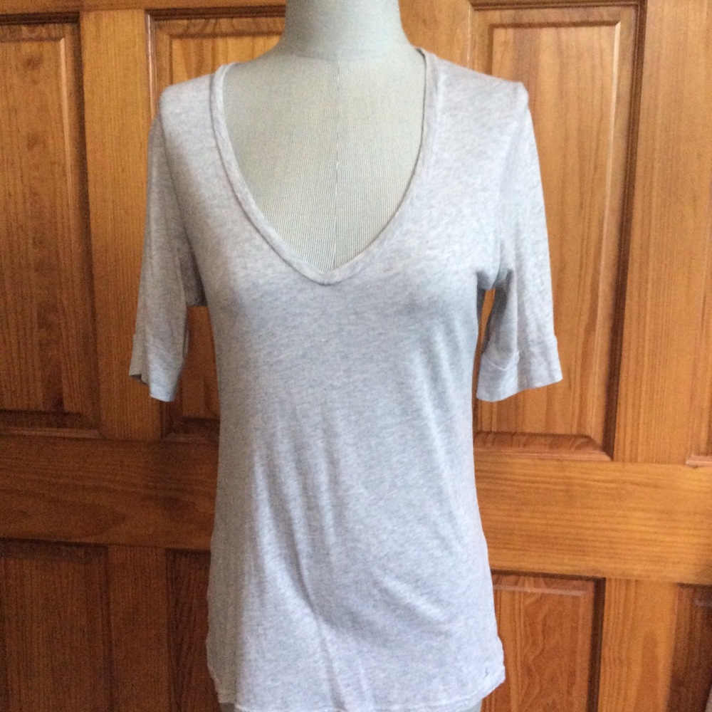 Grey Aerie 3/4 Length Vneck